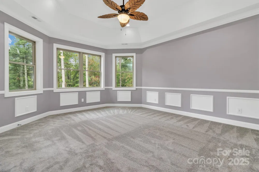 926 Settlers Trail Mars Hill, NC 28754
