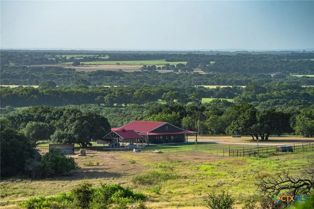3021 FM 1689 Comanche, TX 76442
