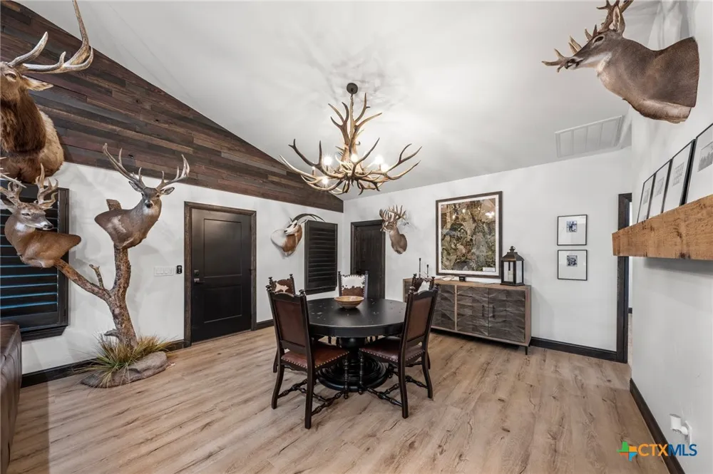 3021 FM 1689 Comanche, TX 76442