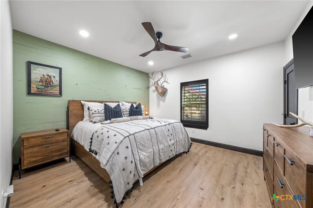 3021 FM 1689 Comanche, TX 76442