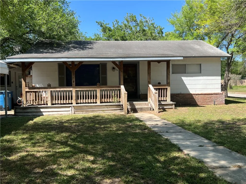 604 SW 9th Street Premont, TX 78375