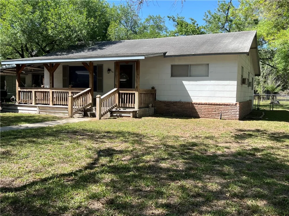 604 SW 9th Street Premont, TX 78375