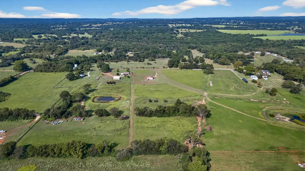 5150 AN County Road 309 Frankston, TX 75763