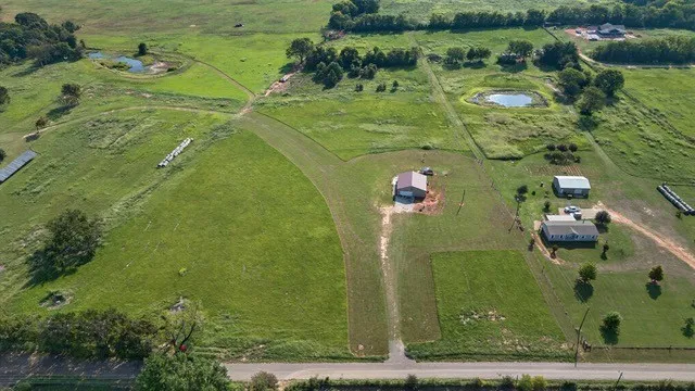 5150 AN County Road 309 Frankston, TX 75763