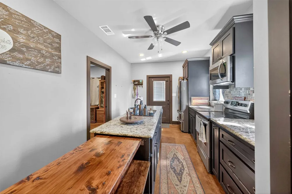 5150 AN County Road 309 Frankston, TX 75763