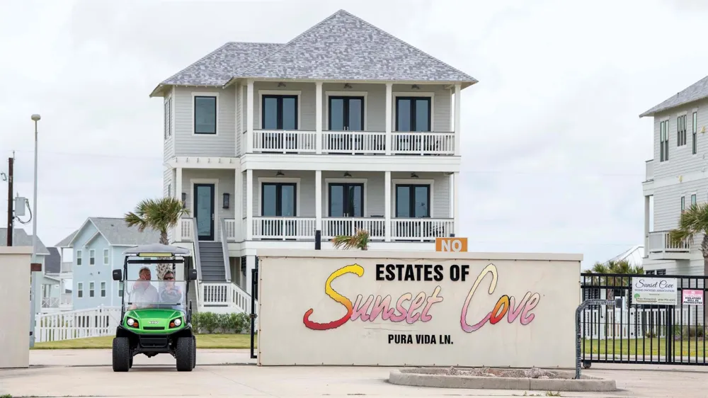 21306 Scissor Tail Lane Galveston, TX 77554
