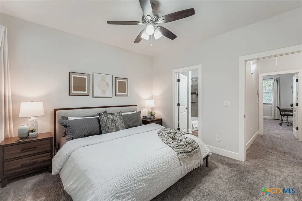 18803 Hogan Circle #14 Point Venture, TX 78645