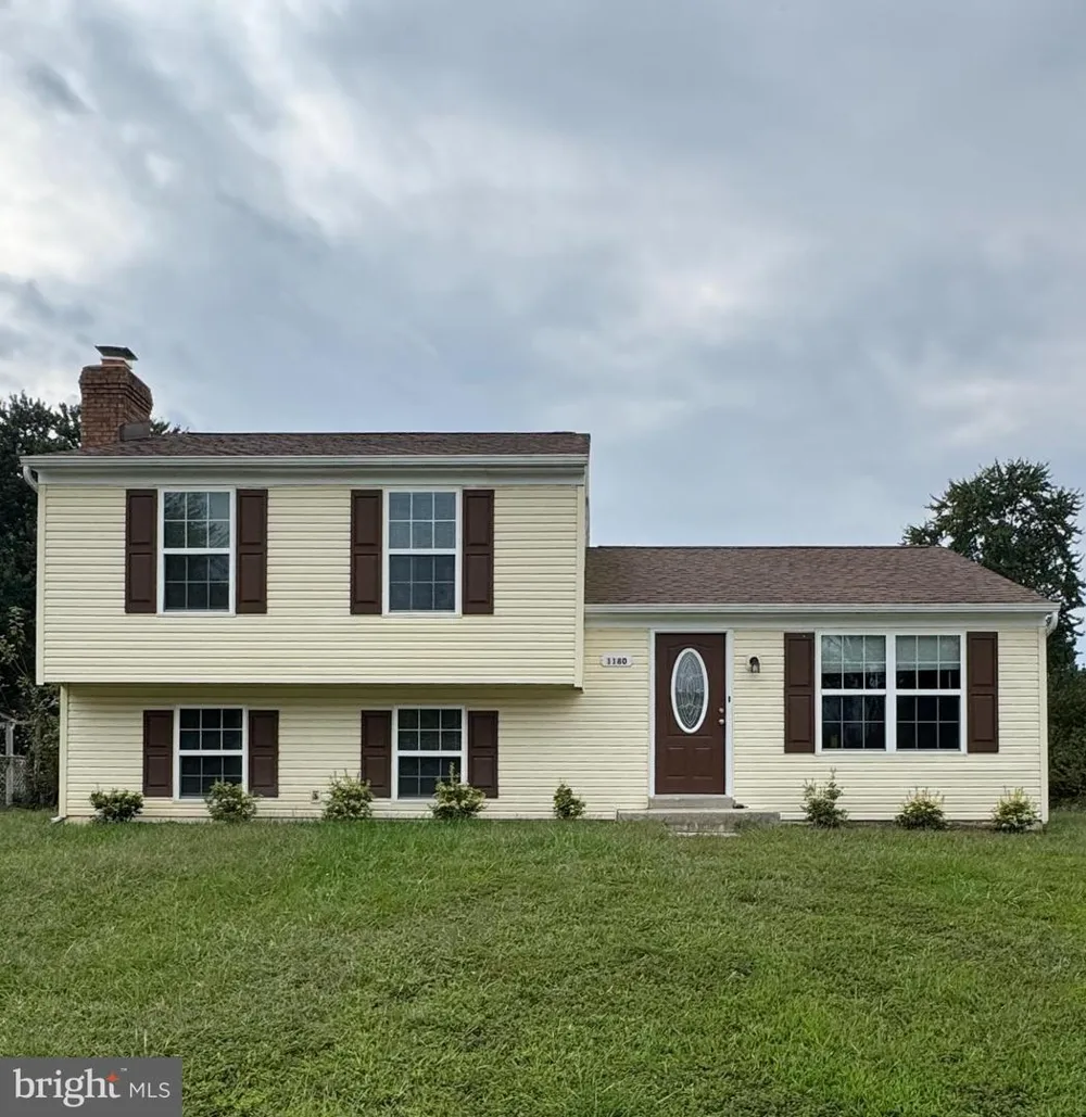 1180 BANNISTER CIRCLE Waldorf, MD 20602