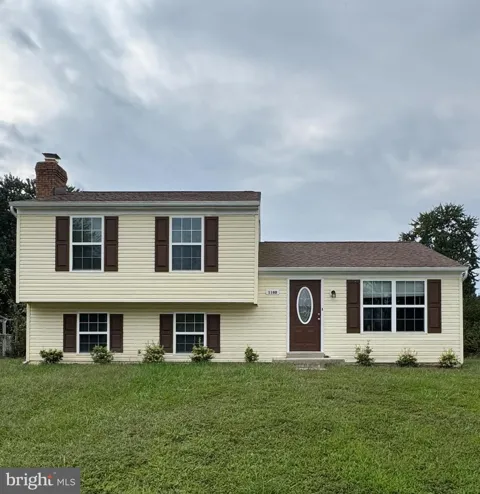 1180 BANNISTER CIRCLE