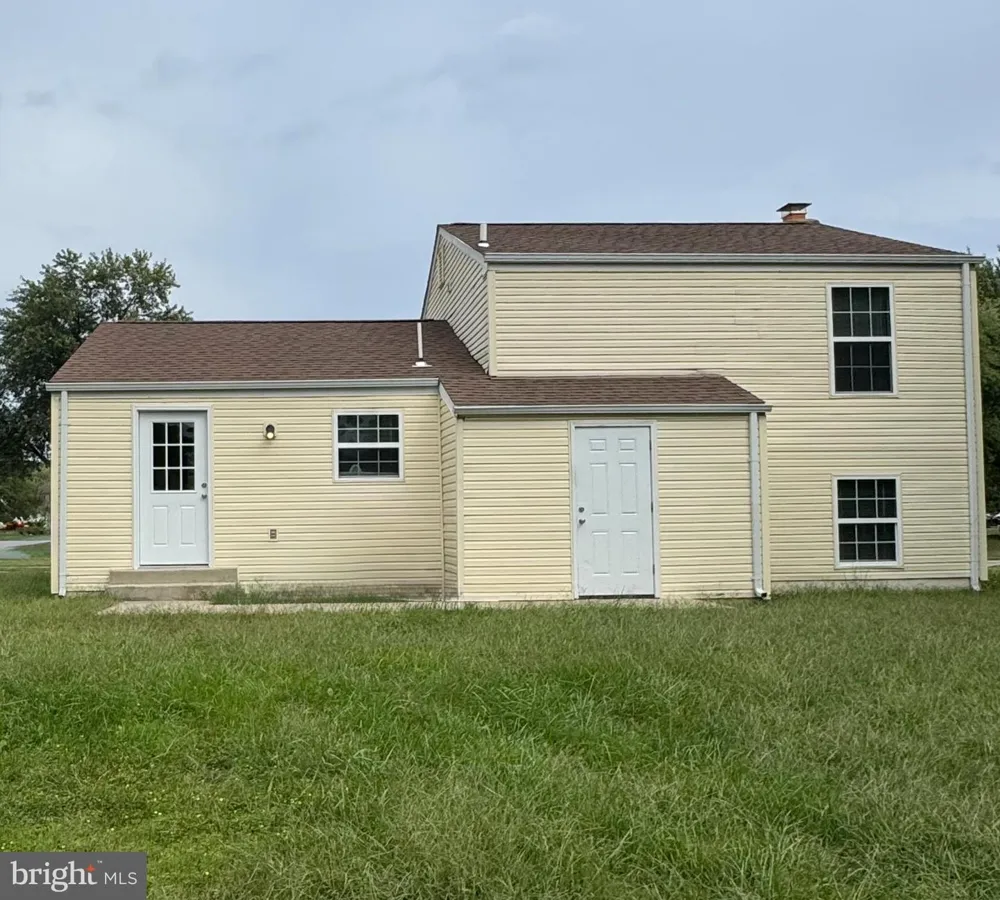 1180 BANNISTER CIRCLE Waldorf, MD 20602