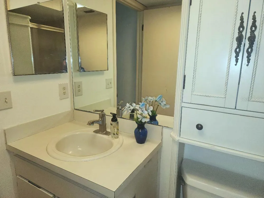 603 BALDWIN AVENUE #B Safety Harbor, FL 34695