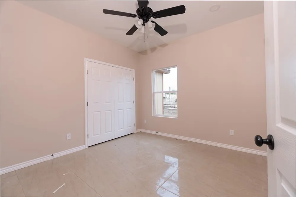 404 Dewey Avenue Alice, TX 78332