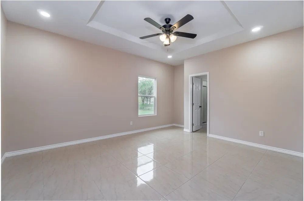 404 Dewey Avenue Alice, TX 78332