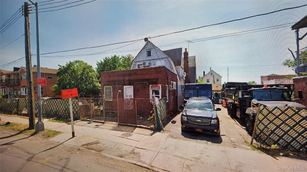 103-16 Van Wyck Expressway Richmond Hill S., NY 11419