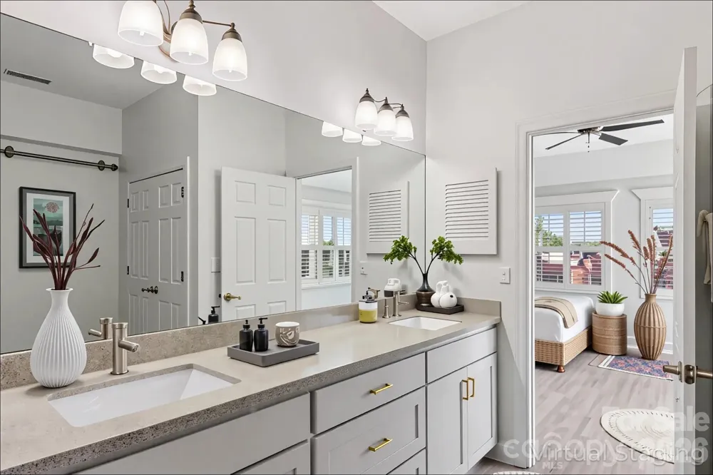 475 S Church Street #A Hendersonville, NC 28792
