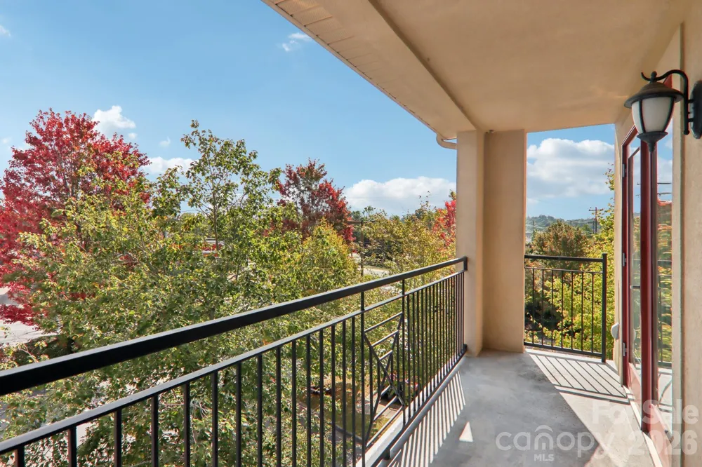 475 S Church Street #A Hendersonville, NC 28792