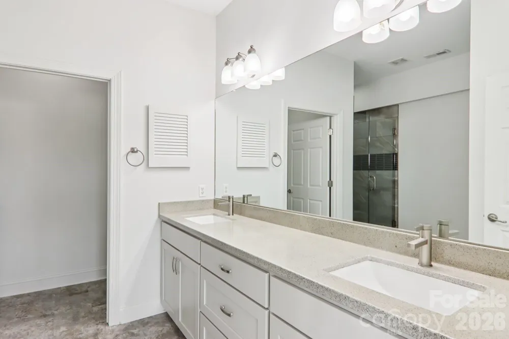 475 S Church Street #A Hendersonville, NC 28792