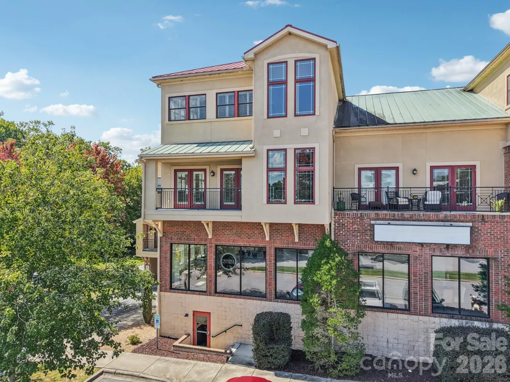 475 S Church Street #A Hendersonville, NC 28792