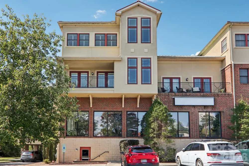 475 S Church Street #A Hendersonville, NC 28792