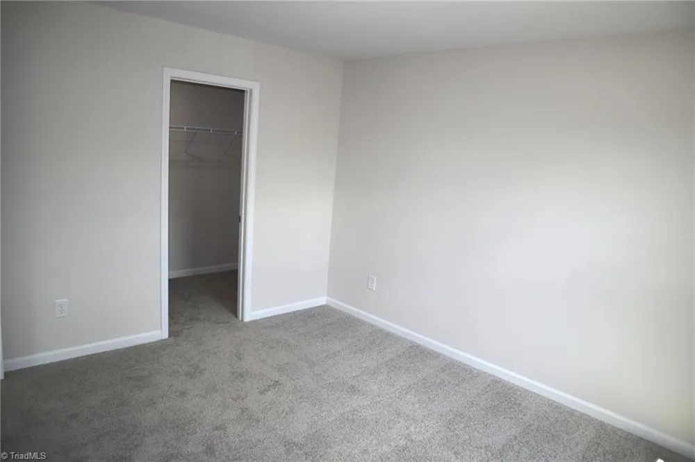 1112 Brooksridge Way #1112 Whitsett, NC 27377