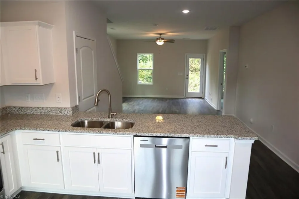 1112 Brooksridge Way #1112 Whitsett, NC 27377