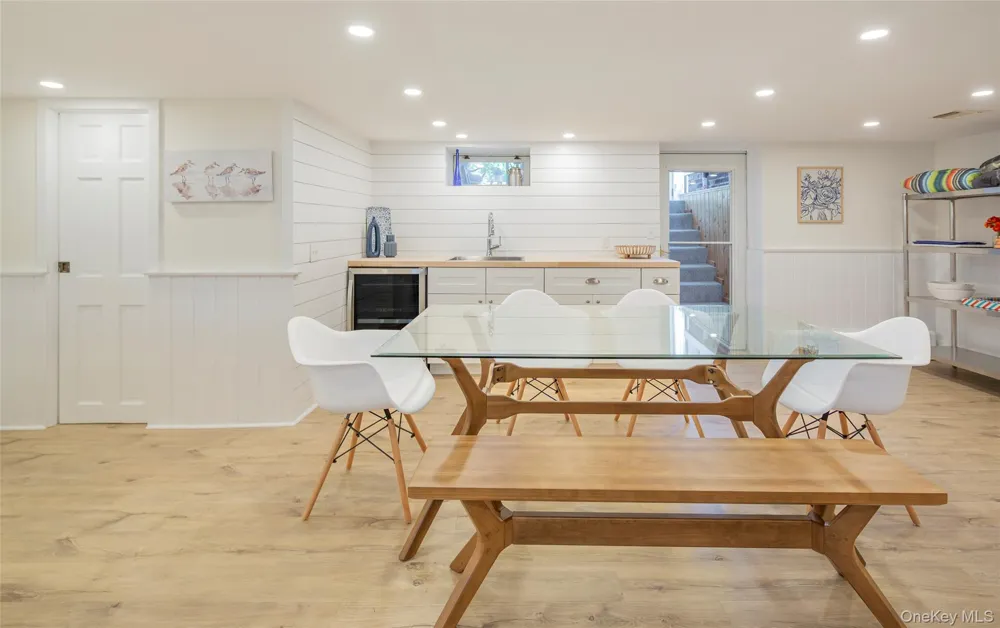 275 Maier Southold, NY 11971