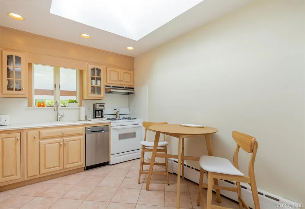275 Maier Southold, NY 11971