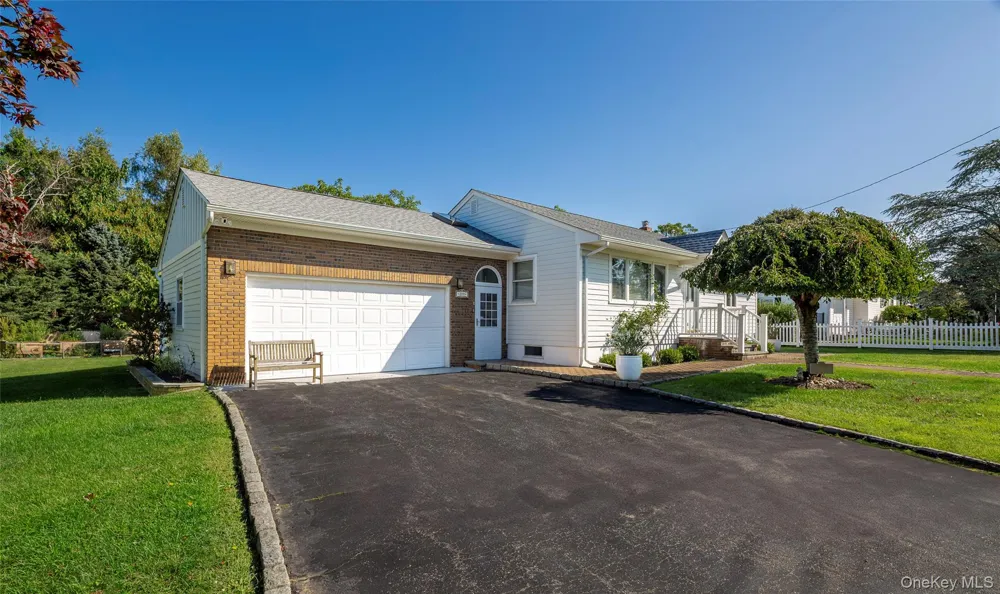 275 Maier Southold, NY 11971