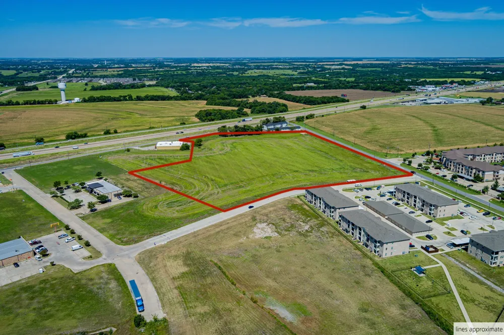 645 Blassingame Van Alstyne, TX 75495