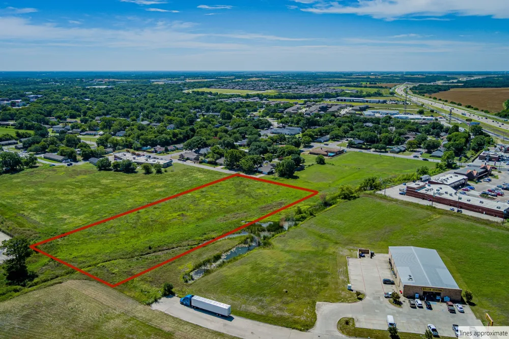 645 Blassingame Van Alstyne, TX 75495