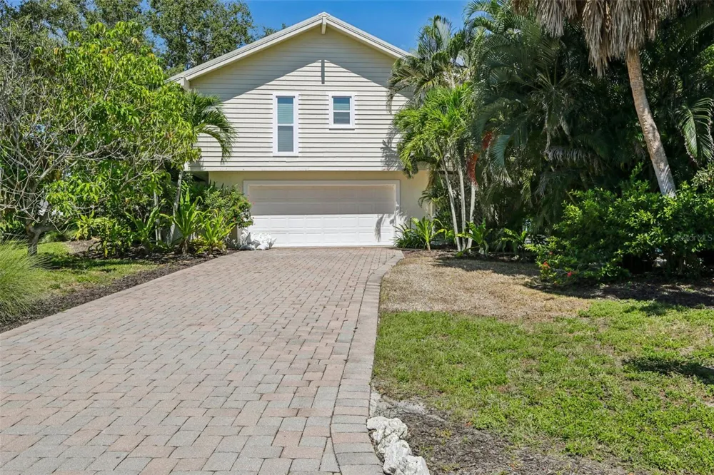 3390 BAYOU SOUND Longboat Key, FL 34228