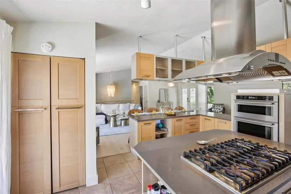 3390 BAYOU SOUND Longboat Key, FL 34228