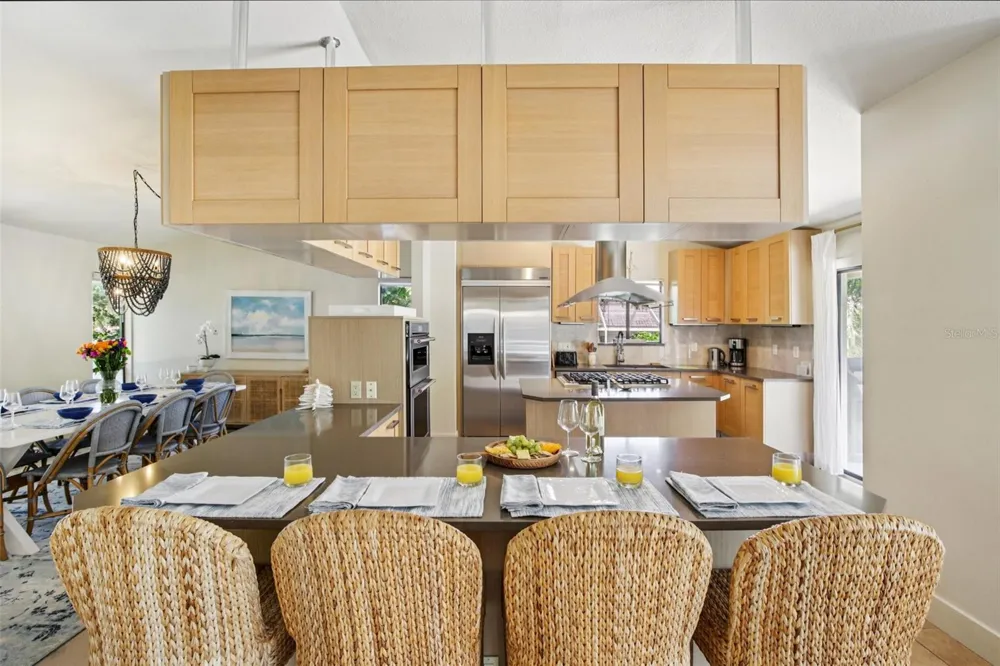 3390 BAYOU SOUND Longboat Key, FL 34228