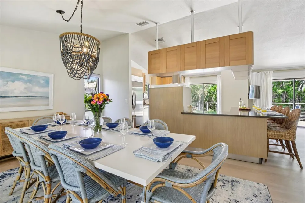 3390 BAYOU SOUND Longboat Key, FL 34228