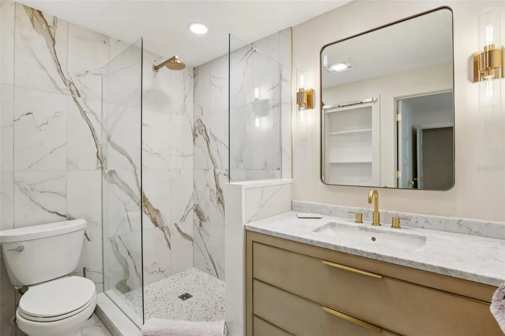 3390 BAYOU SOUND Longboat Key, FL 34228