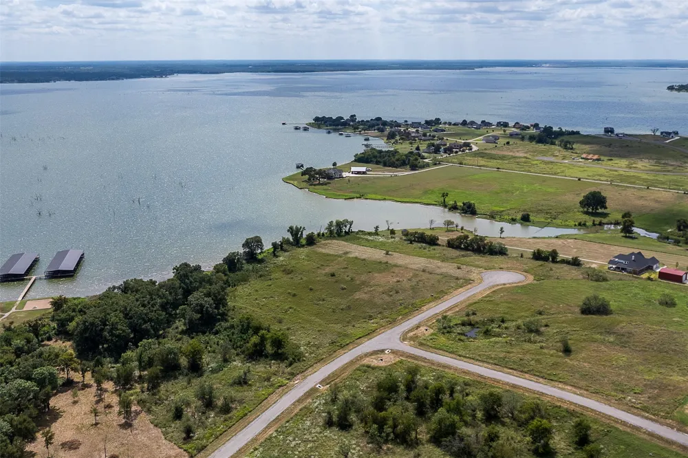 49 Stillwater Shores Road Eureka, TX 75109