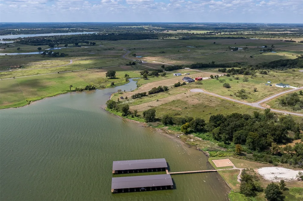 49 Stillwater Shores Road Eureka, TX 75109