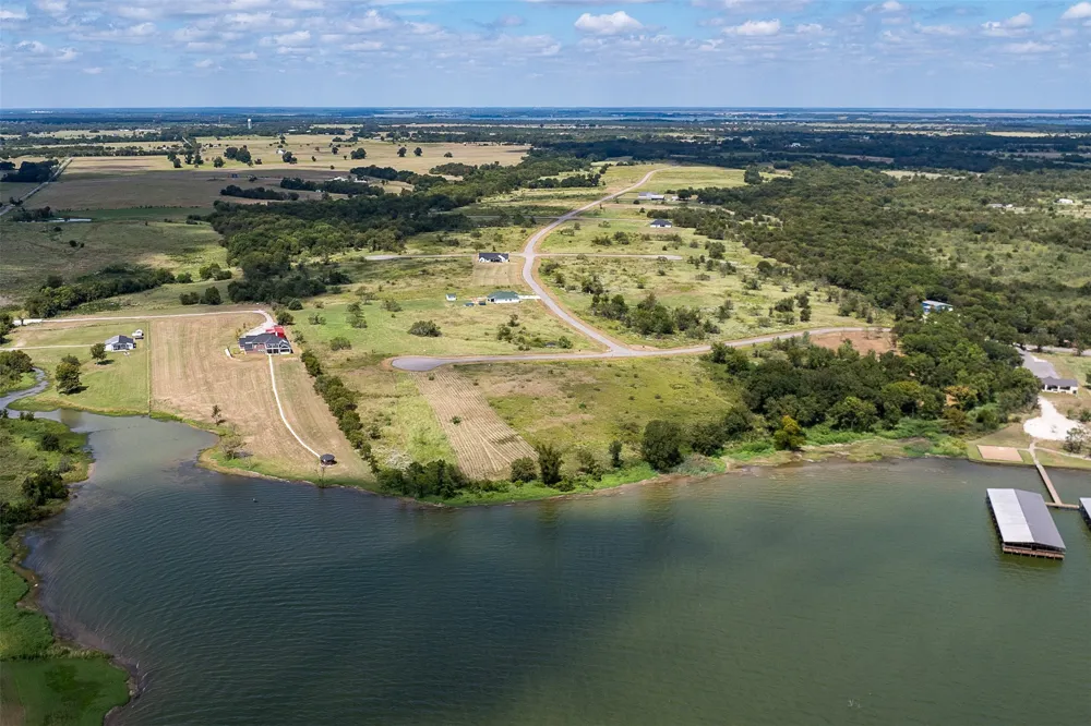 49 Stillwater Shores Road Eureka, TX 75109