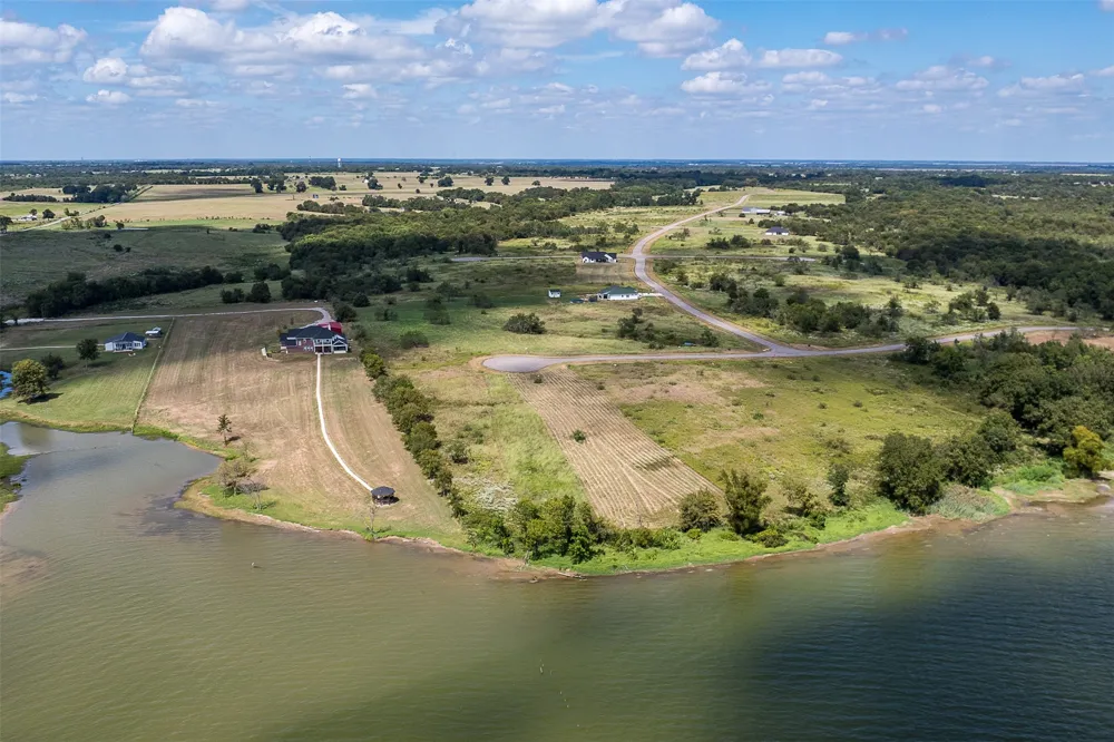 49 Stillwater Shores Road Eureka, TX 75109