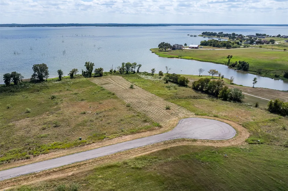 49 Stillwater Shores Road Eureka, TX 75109