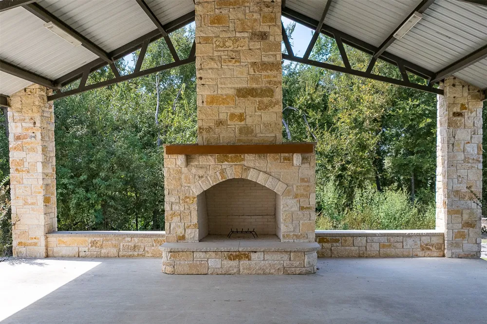 49 Stillwater Shores Road Eureka, TX 75109