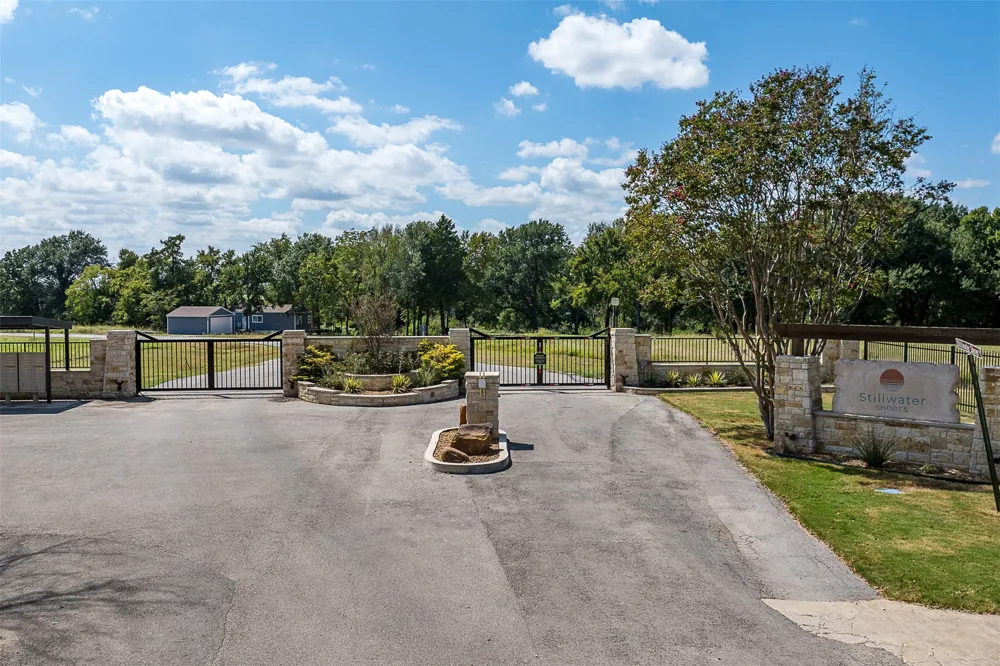 49 Stillwater Shores Road Eureka, TX 75109