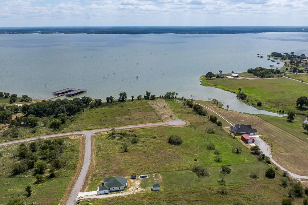 49 Stillwater Shores Road Eureka, TX 75109