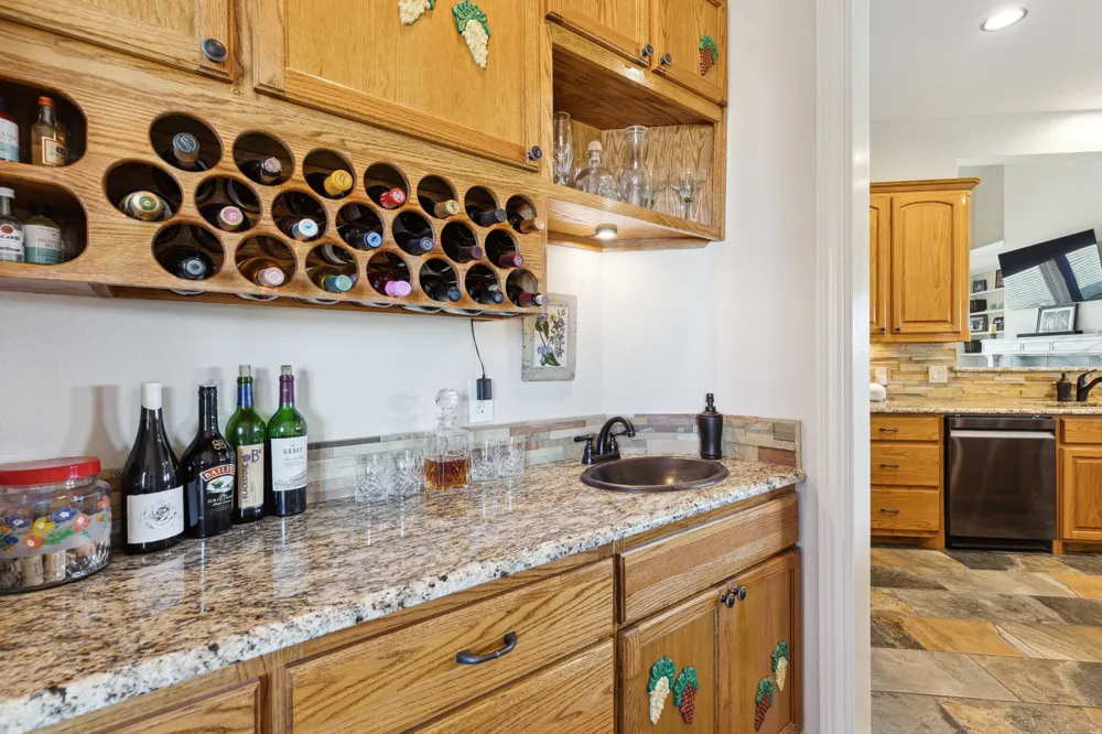 626 Scoggins Road Tioga, TX 76271