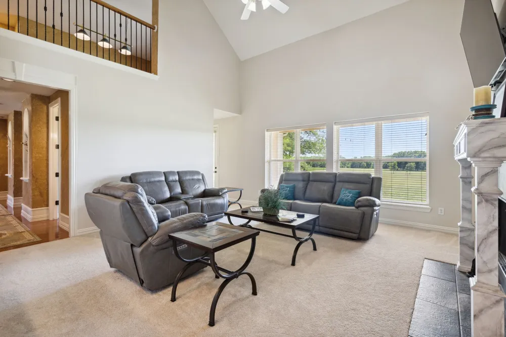 626 Scoggins Road Tioga, TX 76271