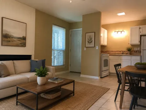 1000 W 26th Street #106