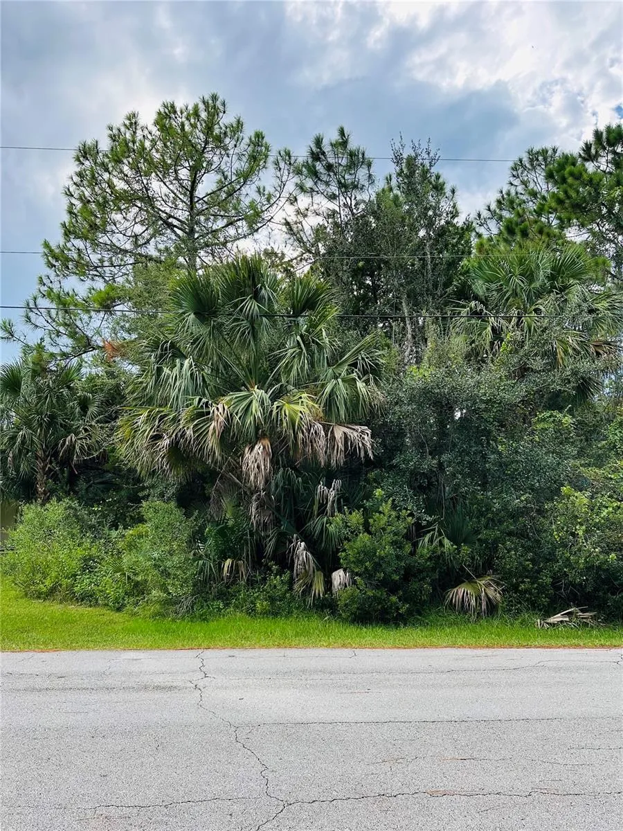 3 SEATTLE TRAIL Palm Coast, FL 32164