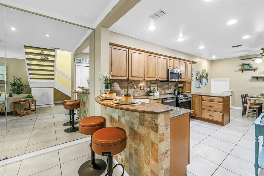 903 PINELLAS BAYWAY S #302 Tierra Verde, FL 33715