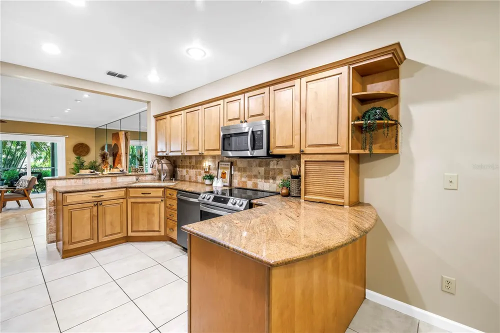 903 PINELLAS BAYWAY S #302 Tierra Verde, FL 33715