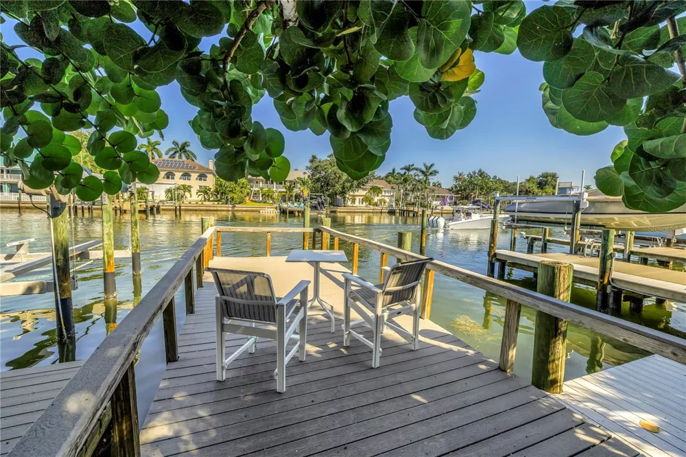 903 PINELLAS BAYWAY S #302 Tierra Verde, FL 33715